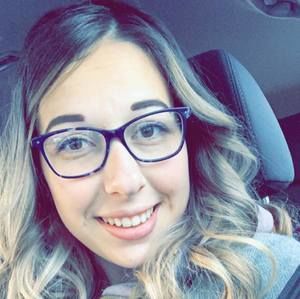 Meet your Posher, Rena